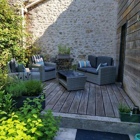 Latillé La Loge Des Fees B&B 외부 사진
