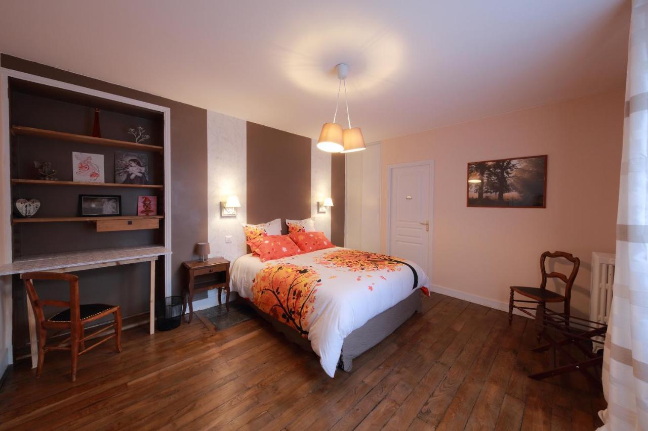Latillé La Loge Des Fees B&B 외부 사진
